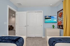 Brand New Home In Top Rated Resort Solterra 5 Bedroom Townhouse by Red