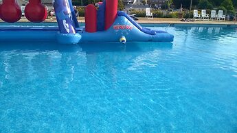 Beautiful 3-bedrooms Static Caravan Holiday Home