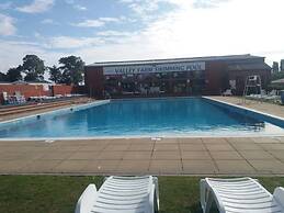 Beautiful 3-bedrooms Static Caravan Holiday Home