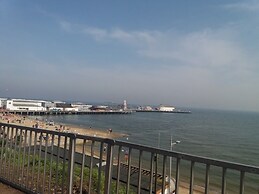 Beautiful 3-bedrooms Static Caravan Holiday Home