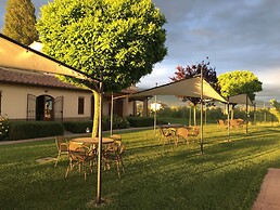 Le Rondini apt With Shared Pool