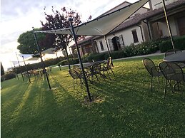 Le Rondini apt With Shared Pool