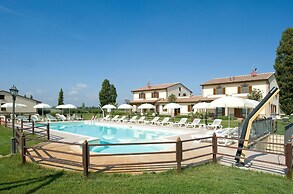 Le Rondini apt With Shared Pool