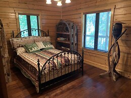 Alligator Alley Six Bedroom House