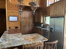Alligator Alley Six Bedroom House