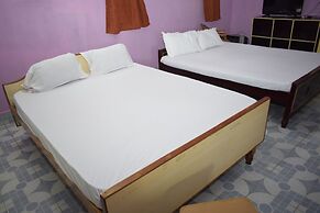 Parisha Residency - Temple Side Hotel