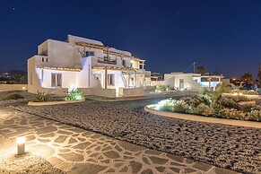 Naxos Finest Hotel & Villas