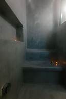 Naxos Finest Hotel & Villas