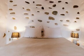 Naxos Finest Hotel & Villas