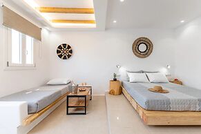 Naxos Finest Hotel & Villas