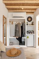 Naxos Finest Hotel & Villas