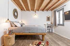 Naxos Finest Hotel & Villas