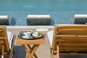 Naxos Finest Hotel & Villas