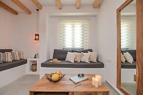 Naxos Finest Hotel & Villas