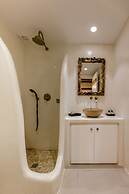 Naxos Finest Hotel & Villas