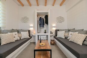 Naxos Finest Hotel & Villas