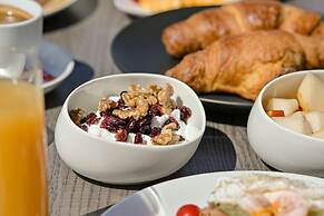 Naxos Finest Hotel & Villas