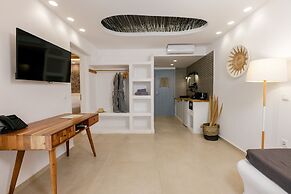 Naxos Finest Hotel & Villas