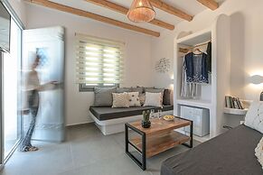Naxos Finest Hotel & Villas