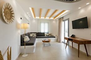 Naxos Finest Hotel & Villas