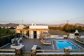 Naxos Finest Hotel & Villas