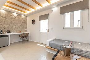 Naxos Finest Hotel & Villas