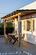 Naxos Finest Hotel & Villas