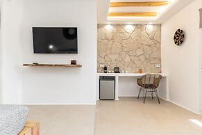 Naxos Finest Hotel & Villas