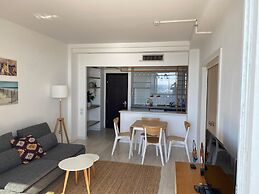 Panoramic Seaview Balcony Escape by Sea N Rent