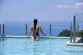 Exclusive Luxury Villa with Pool and Spa