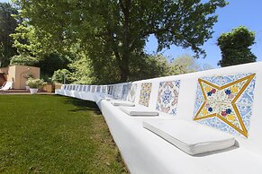 Exclusive Luxury Villa with Pool and Spa