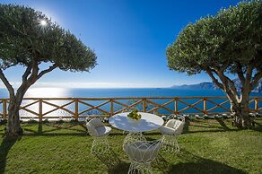 Exclusive Villa in Praiano with Pool & View