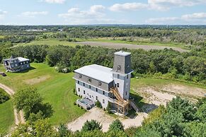 The Starlight Tower Manor, River, Arcades, Observatory, Theater by Red