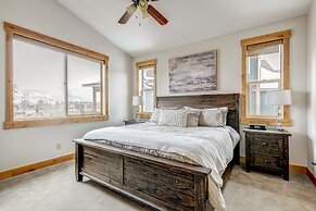 Mountain Willow At Grand Park 4 Bedroom Home by RedAwning