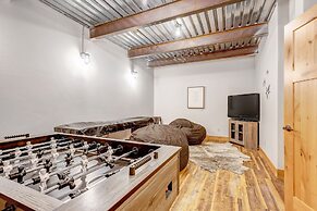 Mountain Willow At Grand Park 4 Bedroom Home by RedAwning