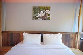 Dugong Village-Green Hotel