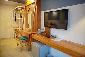 Dugong Village-Green Hotel