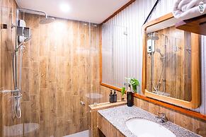 Dugong Village-Green Hotel