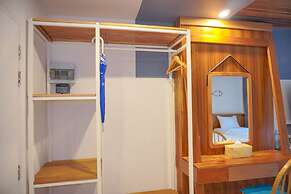 Dugong Village-Green Hotel