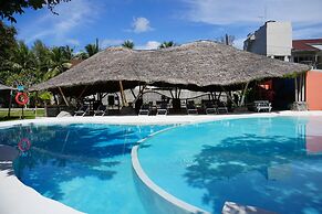 Dugong Village-Green Hotel