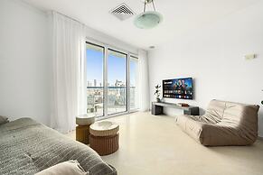 Beachfront with Balcony and Pool Access