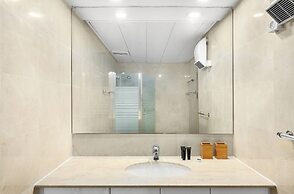 Beachfront with Balcony and Pool Access