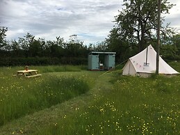 Glamping at The Homestead - Ensuite Bell Tent