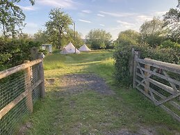 Glamping at The Homestead - Ensuite Bell Tent