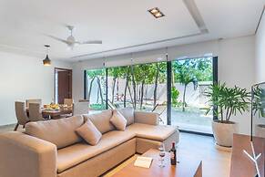 Luxury Apartment at Panoramic