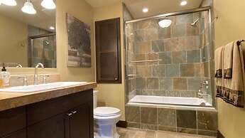 Rs156 Downtown Whitefish Experience