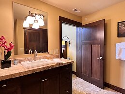 Rs156 Downtown Whitefish Experience