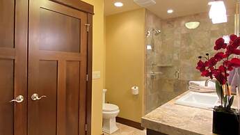 Rs156 Downtown Whitefish Experience