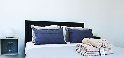 Phaedrus Living- Seaside Lighthouse 74