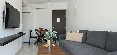 Phaedrus Living- Seaside Lighthouse 74